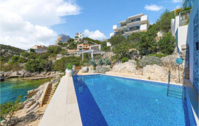 Beautiful Home In Vinisce With House Sea View